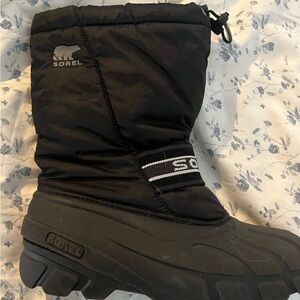 Sorel Black Insulated Snow Boots (Size Men’s 6 or Women’s 8)